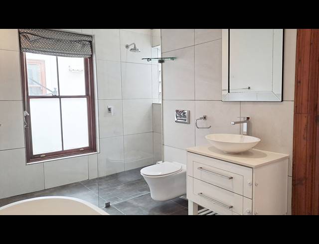 3 bed property to rent in OBSERVATORY